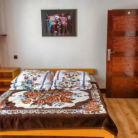 Stoch Madry B&B 3*